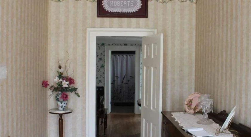 photo 1 of Night in the Museum Hotel