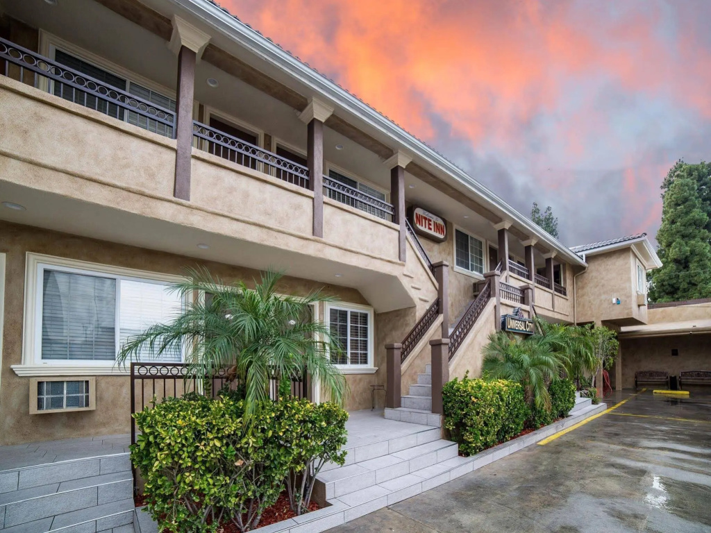 photo 1 of Nite Inn - Walking Distance to Universal Studios Hollywood