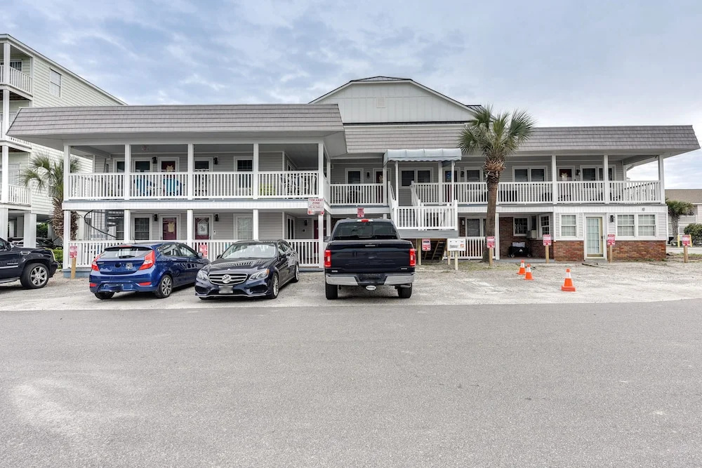 photo 1 of North Myrtle Beach Studio w/ Pool: Walk to Shore!