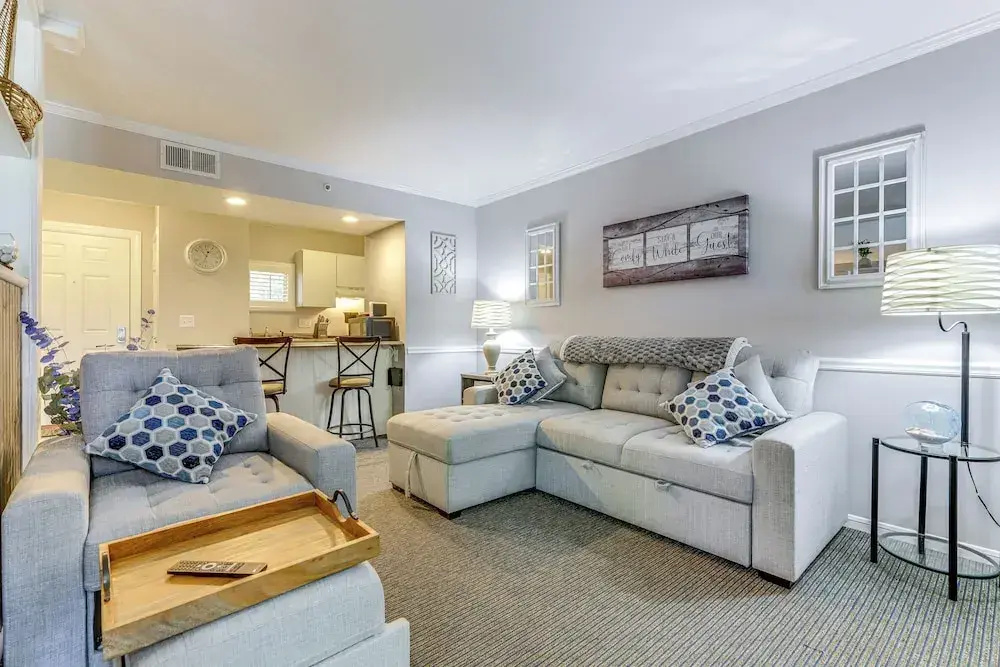 photo 1 of Norwich Vacation Rental w/ Golf Course Views!