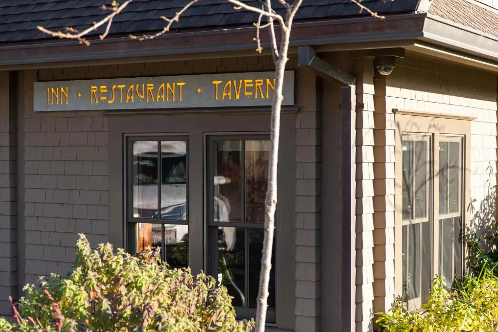 photo 1 of Noyo Harbor Inn Restaurant and Tavern
