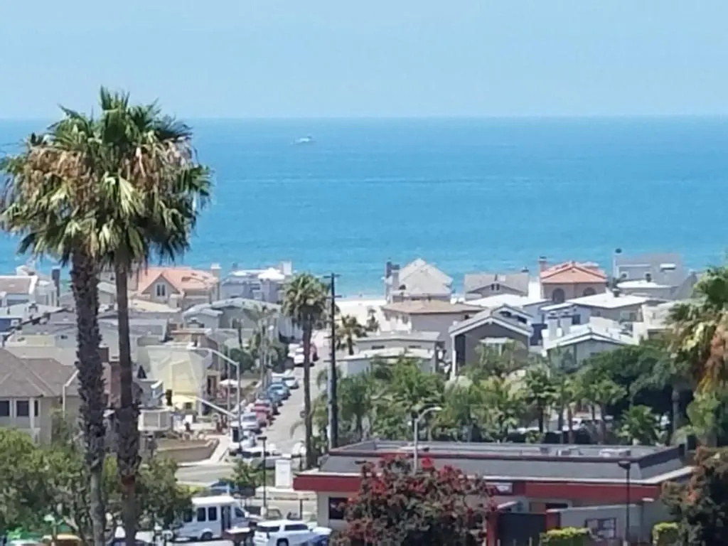 photo 1 of Ocean view AC heated Pool jacuzzi Tennis bikesPool table foosball bikes