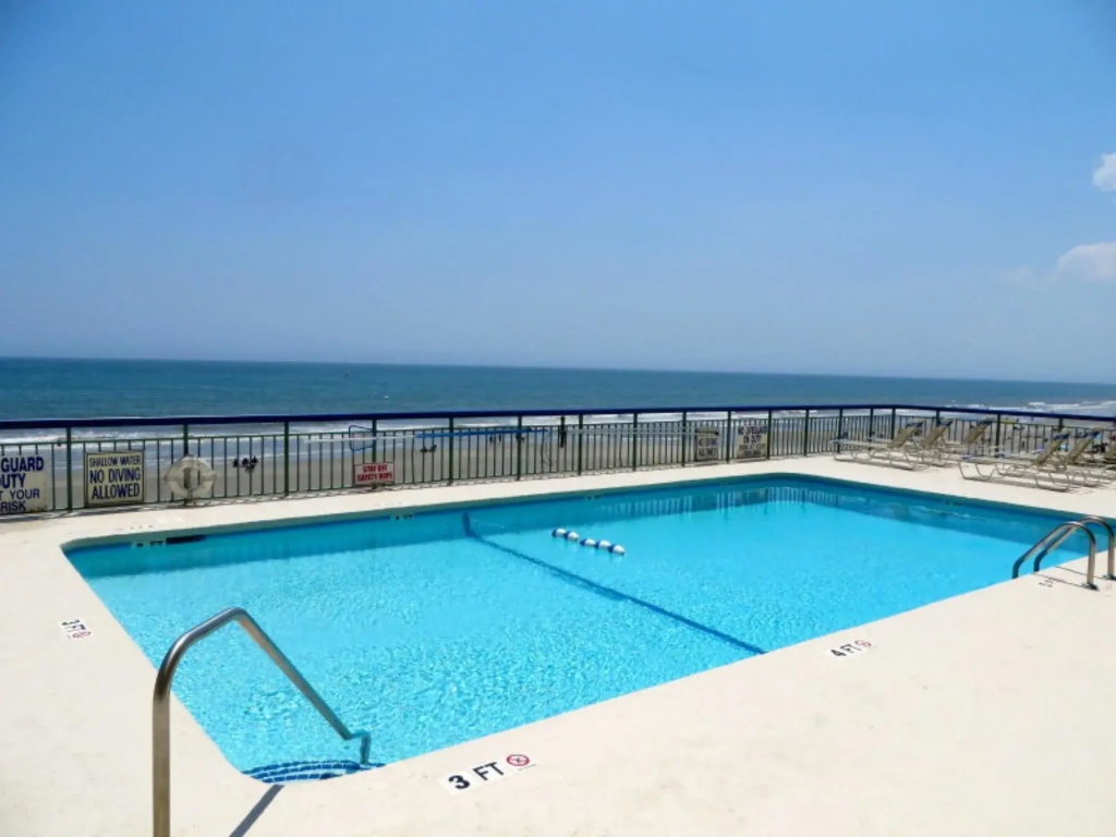 photo 1 of The Oceans 906