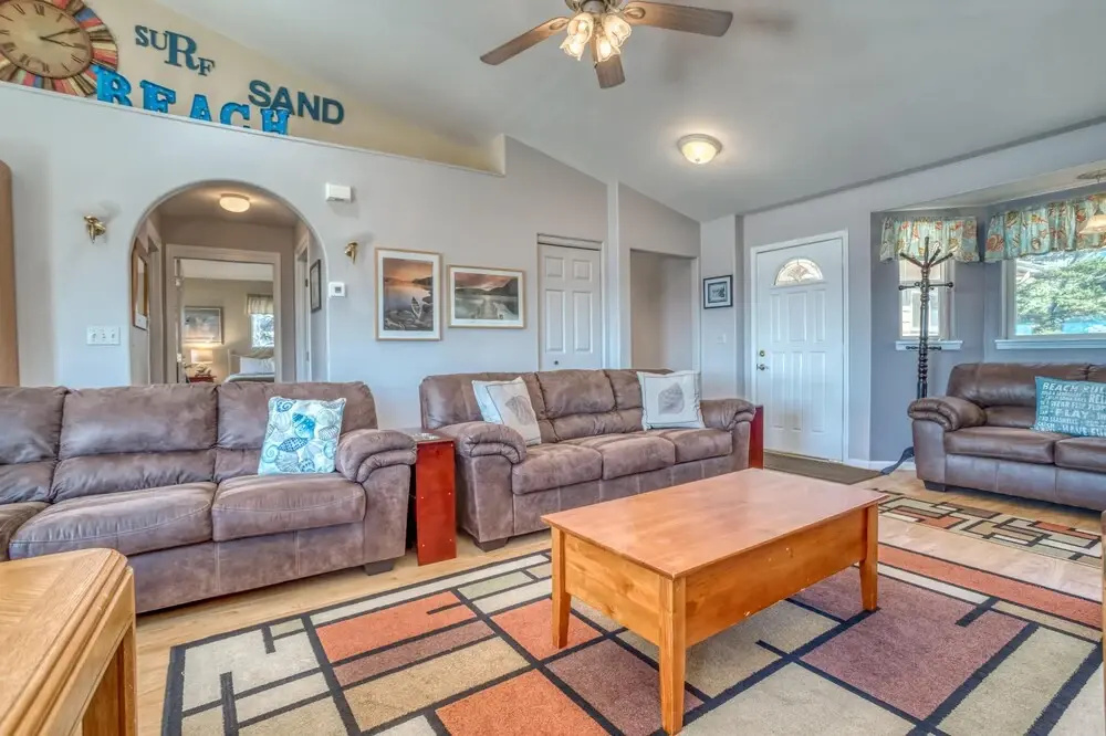 photo 1 of Oceanview Hot Tub and Cozy Bonus Room - Charming Coastal Retreat