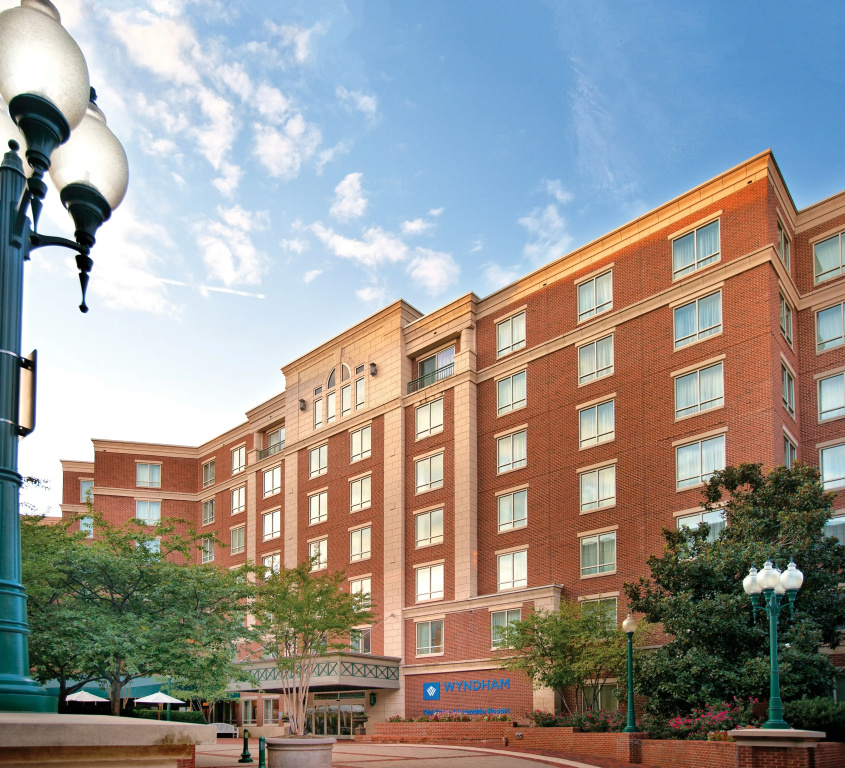 photo 1 of Club Wyndham Old Town Alexandria
