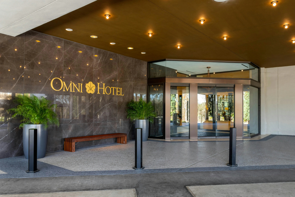 photo 1 of Omni Houston Hotel