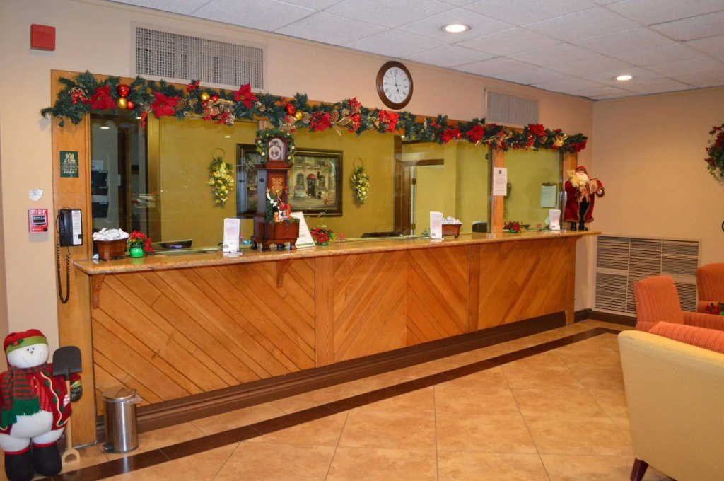 photo 1 of Ontario Airport Inn