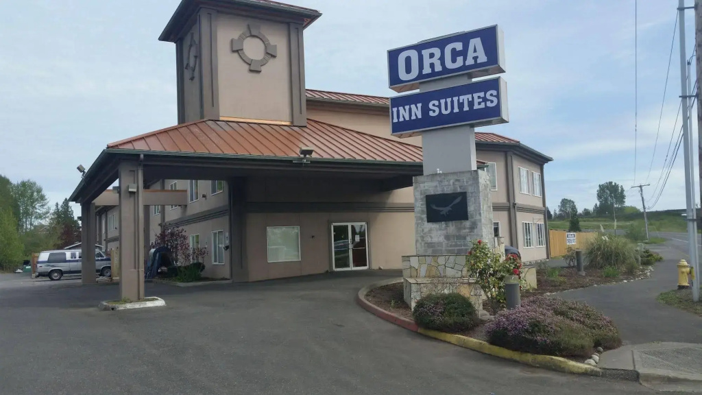 photo 1 of Orca Inn Suites