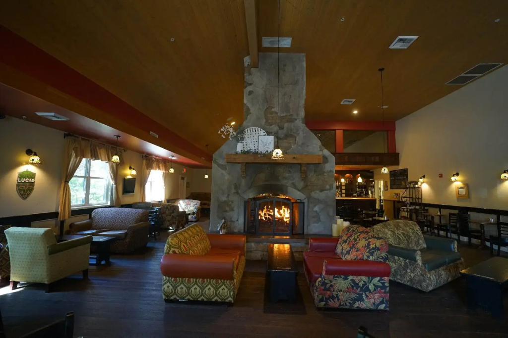photo 1 of Oregon Garden Resort