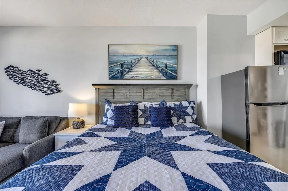 photo 1 of Origin 1005 1 Bedroom Condo by RedAwning
