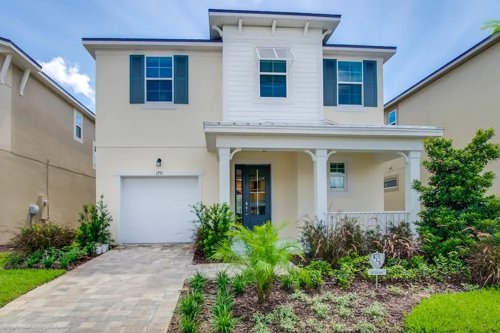 photo 1 of Beautiful 4 Bed With Pool & Spa