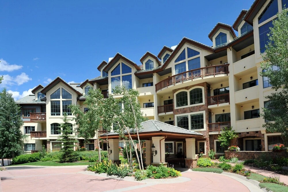 photo 1 of Oxford Court #305 3 Bedroom Condo by Redawning