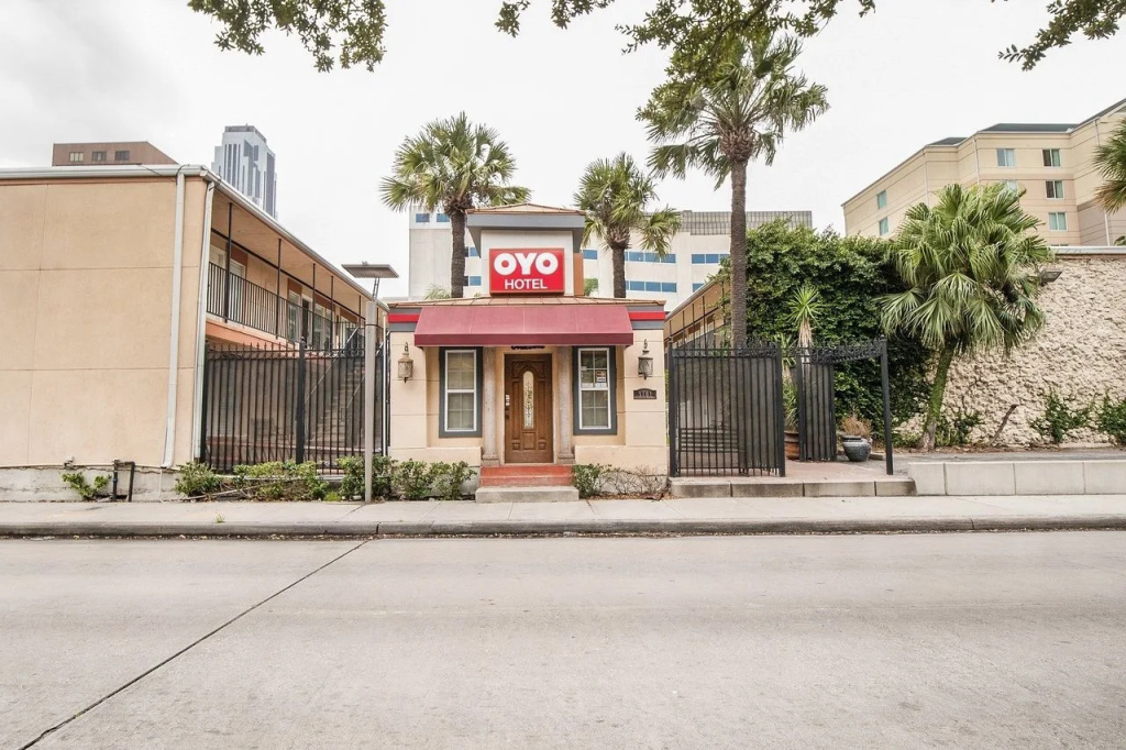 photo 1 of OYO Hotel & Apartments Houston Galleria