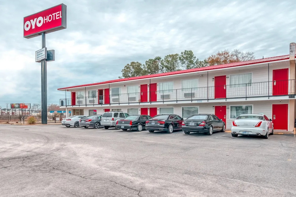 photo 1 of OYO Hotel Fayetteville S Eastern Blvd