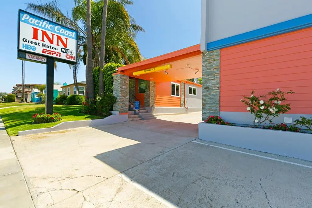 photo 1 of Pacific Coast Inn