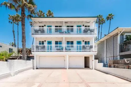 photo 1 of Pacific Villas: Unit 3