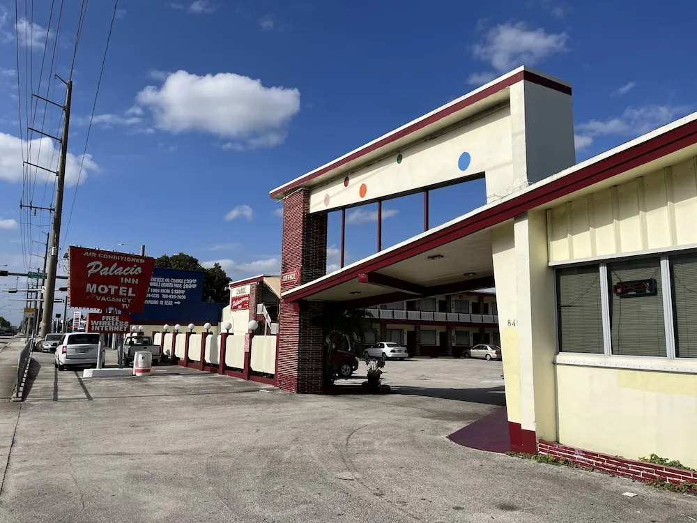 photo 1 of Palacio Inn Motel
