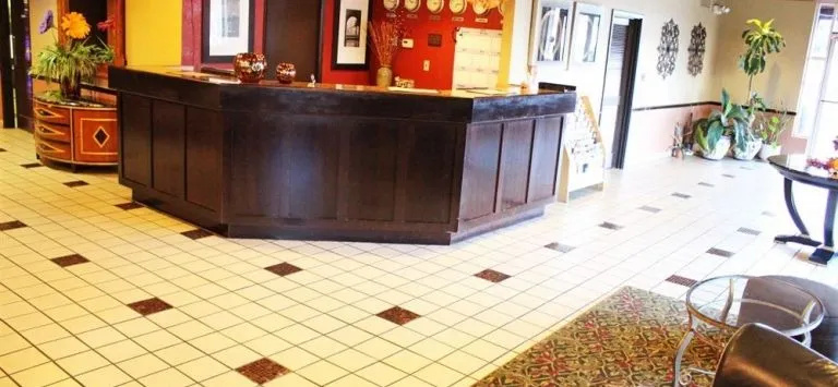 photo 1 of Palms Inn