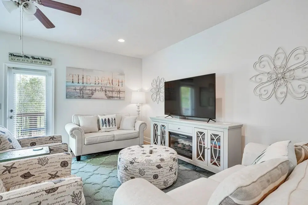 photo 1 of PCB Townhome w/ Deck & Pool Access: 3 Mi to Beach!
