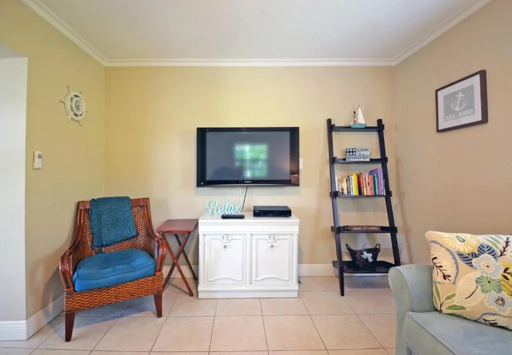 photo 1 of Paradise Beach - West 2414
