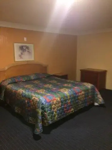 photo 1 of Paradise Inn