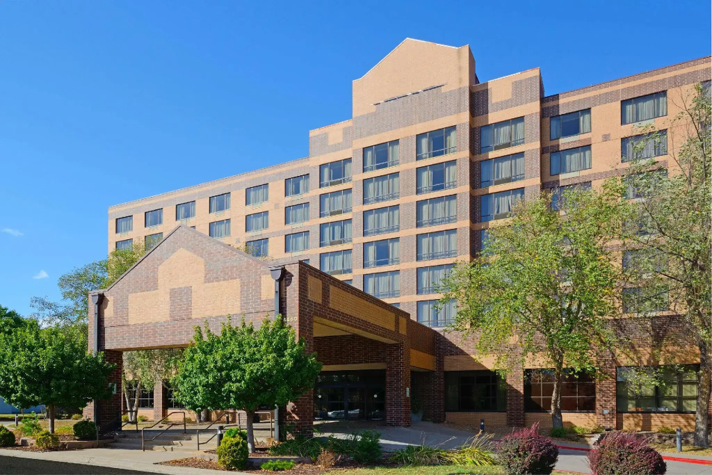 photo 1 of Courtyard by Marriott Edina Bloomington
