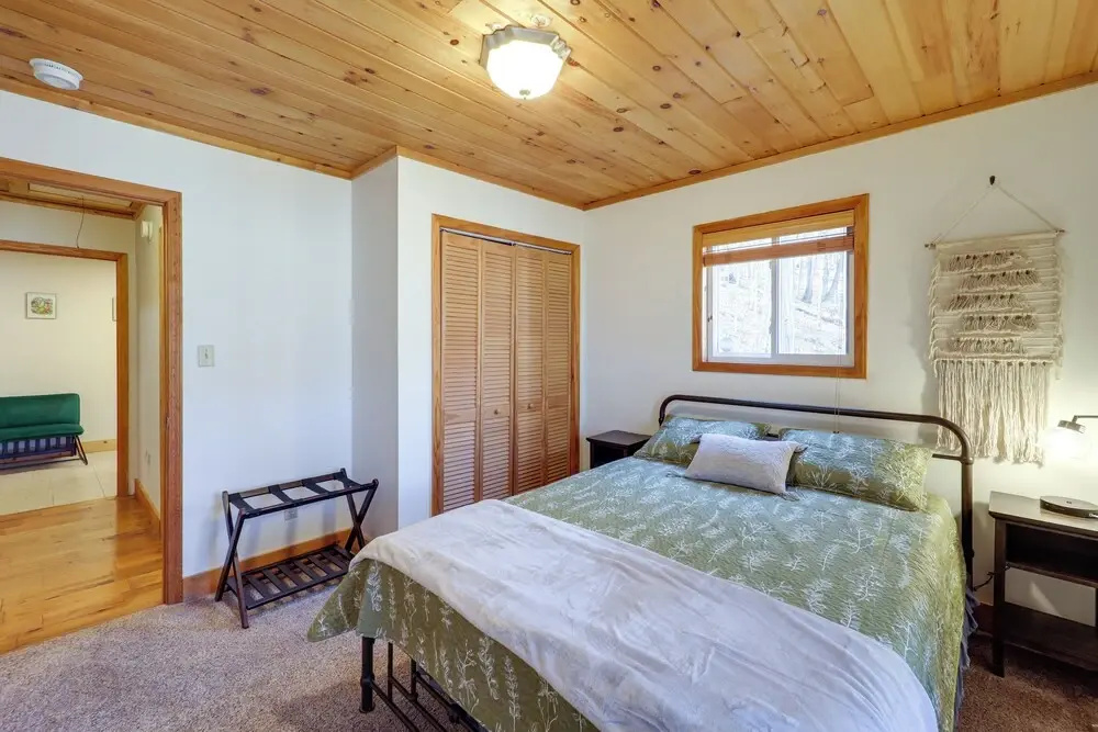 photo 1 of Pet-friendly Cabin w/ Fire Pit in Spruce Pine!