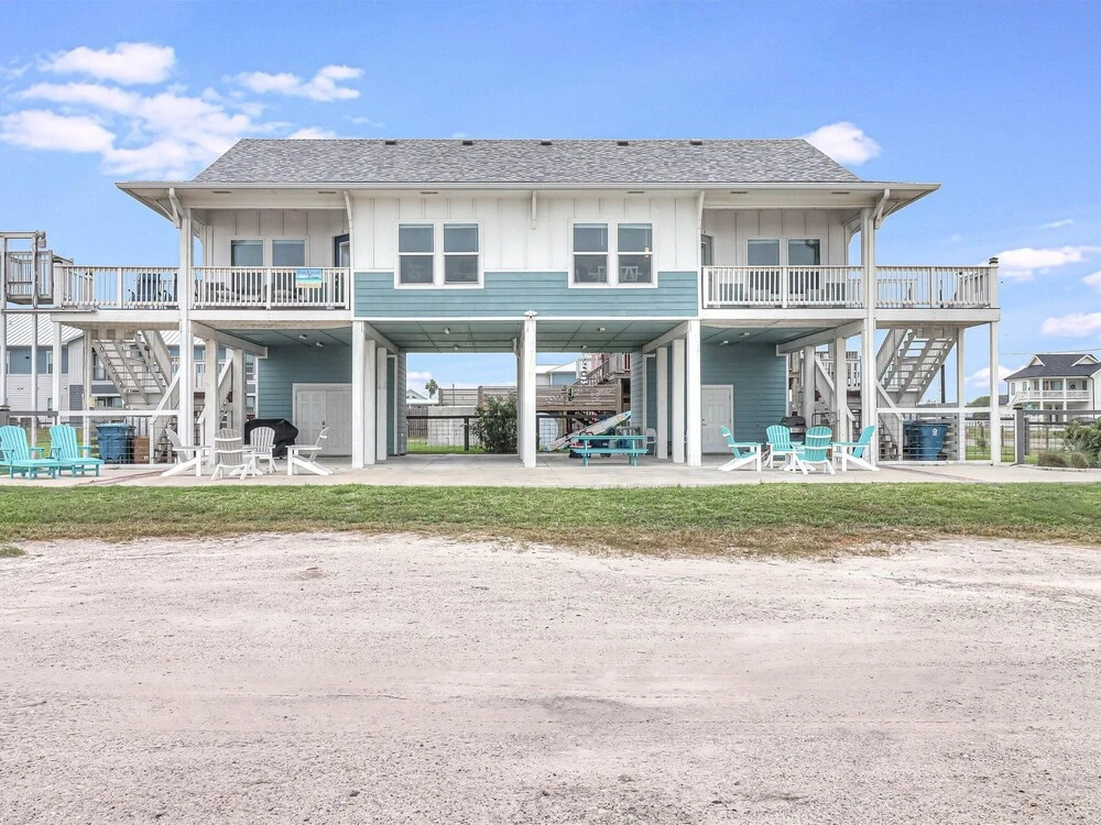 photo 1 of Pelican Paradise 913rpa 2 Bedroom Home by RedAwning