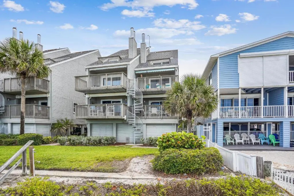 photo 1 of Pelican Pointe 2C