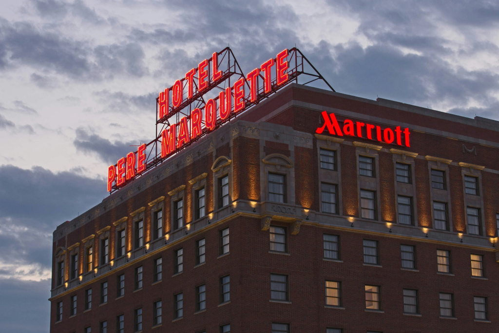photo 1 of Peoria Marriott Pere Marquette