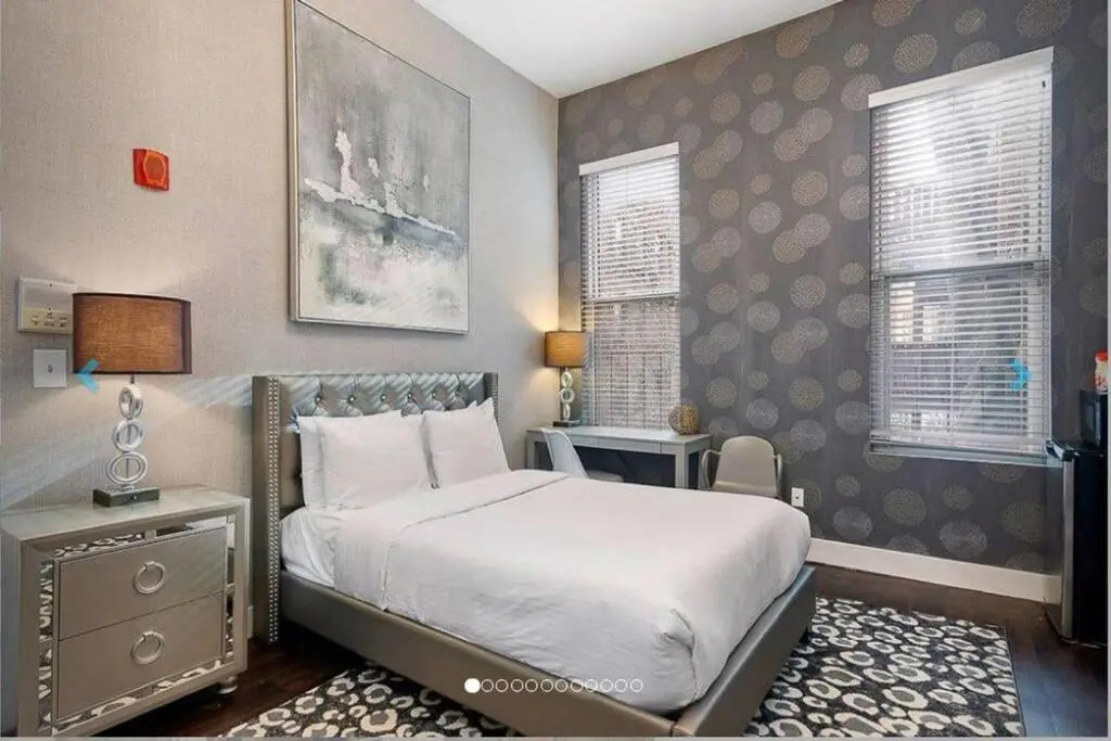 photo 1 of Perfect Boston Studio 3-22