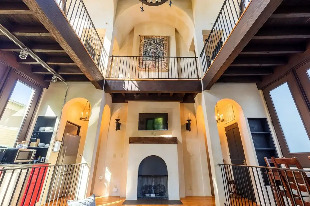 photo 1 of Perfect Location in Downtown Charleston