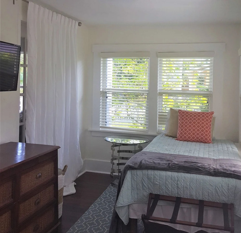 photo 1 of Periwinkle House