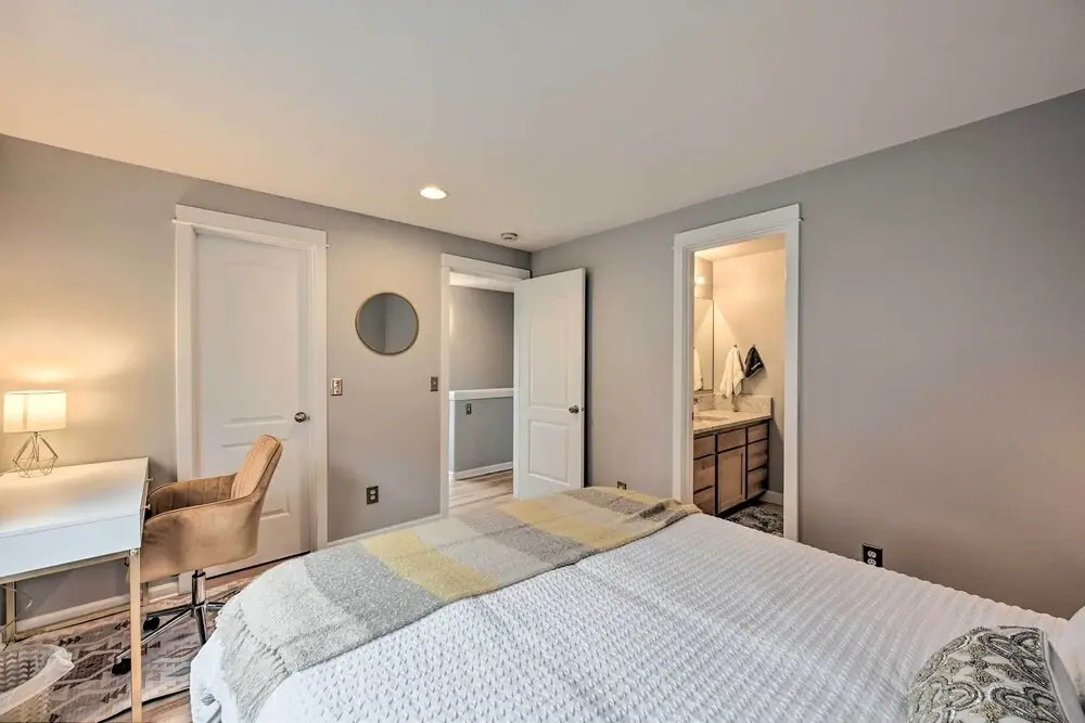 photo 1 of Pet-friendly Seattle Townhome < 1 Mile to Lake!