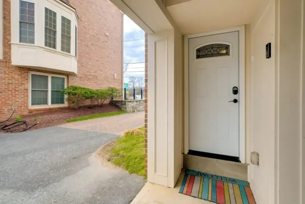 photo 1 of Pet-friendly DC Area Condo w/ Yard!