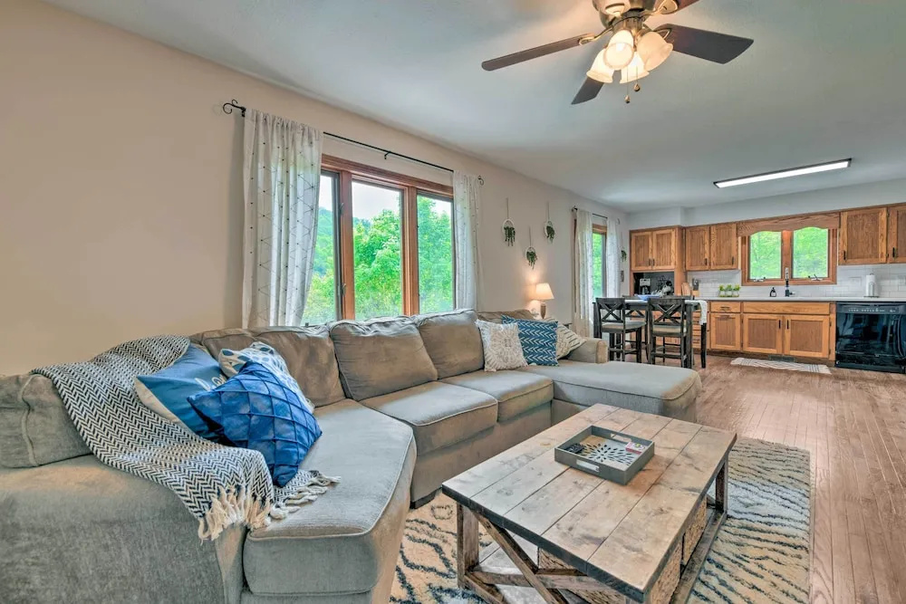 photo 1 of Pet-friendly Waynesville Home w/ Mountain Views!