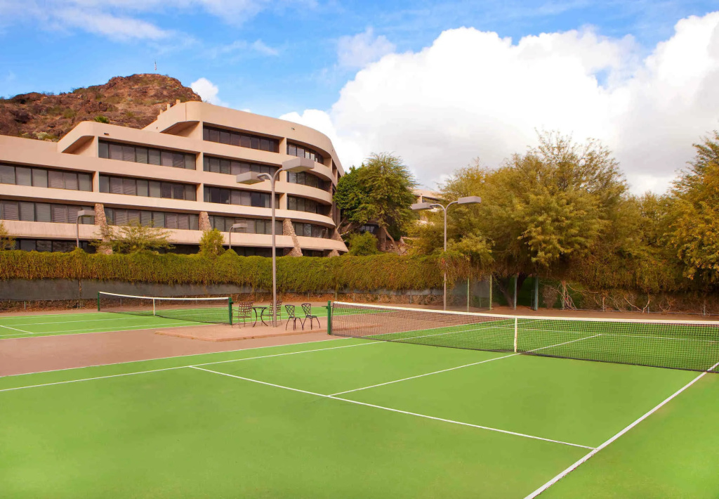 photo 1 of Marriott Phoenix Resort Tempe at The Buttes