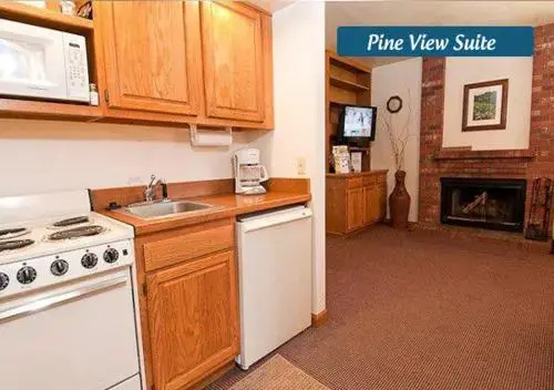 photo 1 of Pine View