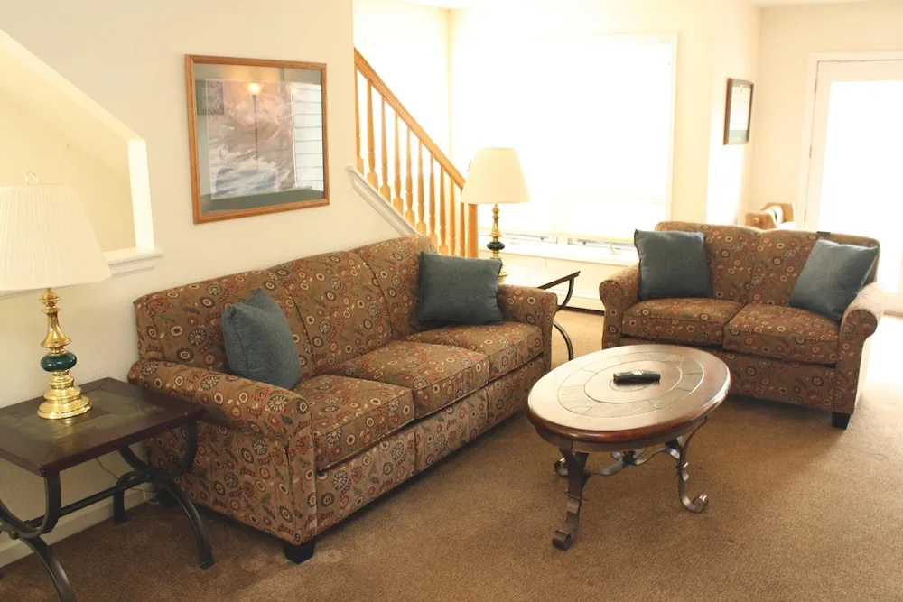 photo 1 of Pinecreek #I - 3 BR