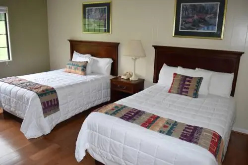 photo 1 of Pioneer Motel And Cottages