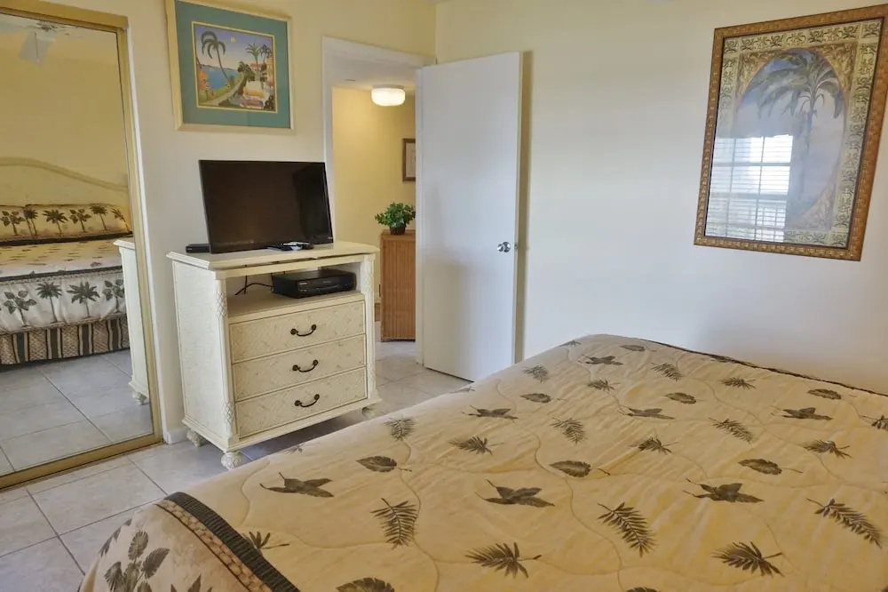 photo 1 of Placida Condominium #12314 1 Bedroom 1 Bathroom Condo