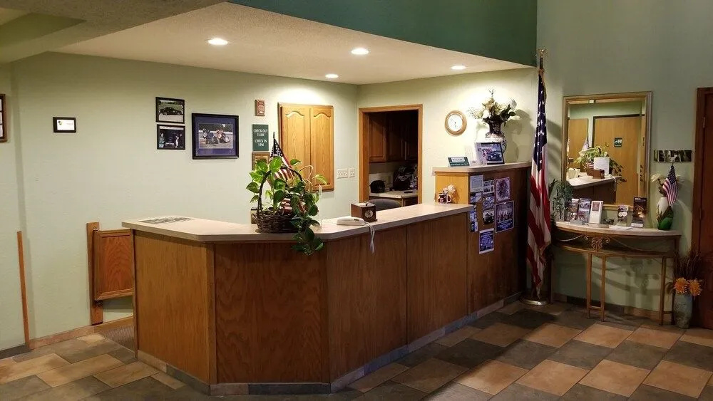 photo 1 of Plymouth Suites Hotel