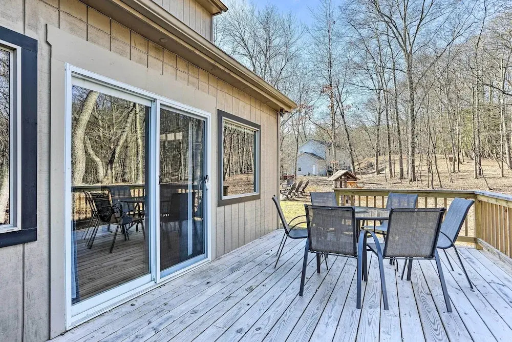 photo 1 of Poconos Retreat, 6 Mi to Shawnee Mountain Ski Area