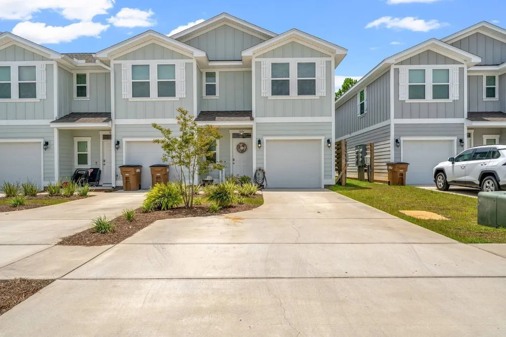 photo 1 of Pogo's Paradise Townhome