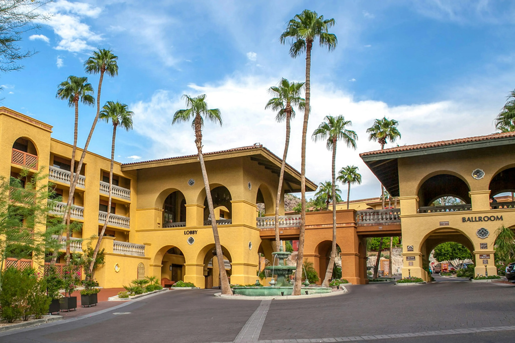 photo 1 of Hilton Phoenix Tapatio Cliffs Resort