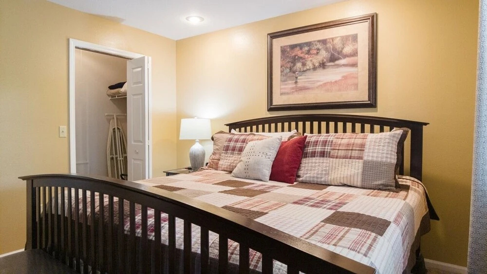 photo 1 of Pointe Royale 50-4 2 Bedroom Condo