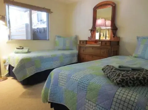 photo 1 of Ponderosa Cabin