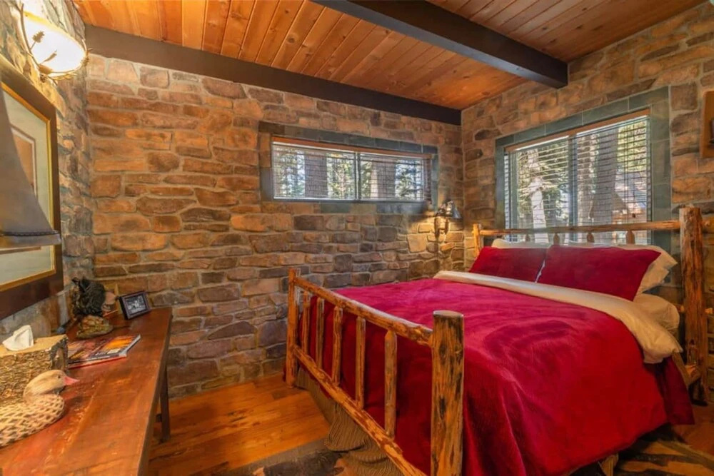 photo 1 of Porter by Avantstay Rustic Modern Oasis In The Of Chamberlands
