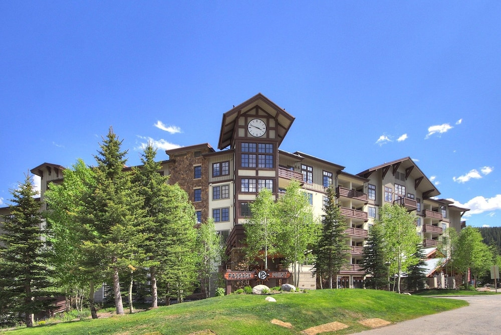 photo 1 of Inviting and Spacious Condo In The Heart of Center Village - PP416 by Redawning