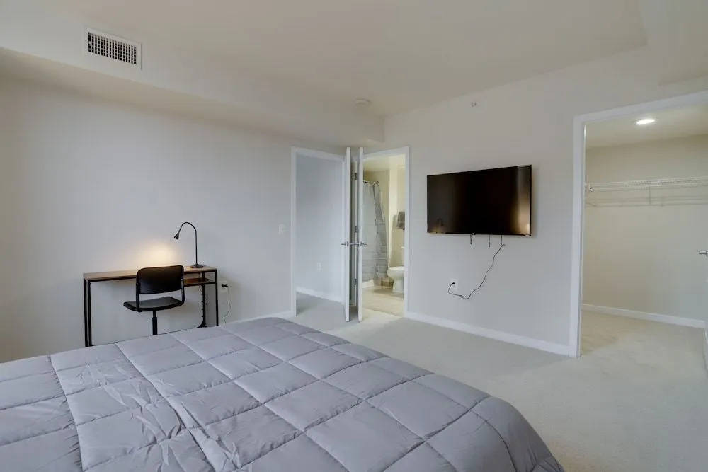 photo 1 of Premium 2Br Condo At Pentagon City